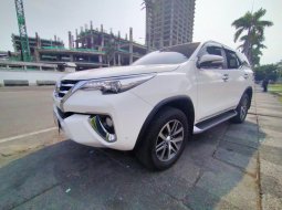 Mobil Toyota Fortuner VRZ A/T 2017 dijual, DKI Jakarta 1