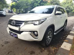 Jual mobil Toyota Fortuner VRZ 2017 bekas, Jawa Barat 3