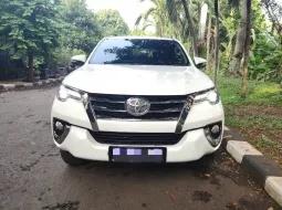 Jual mobil Toyota Fortuner VRZ 2017 bekas, Jawa Barat 2