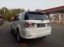 Jual mobil Toyota Fortuner G 4x4 VNT Diesel 2012 dengan harga terjangkau di Jawa Barat  3