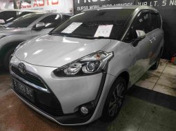 Mobil Toyota Sienta V 2017 dijual, DKI Jakarta 2