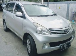 Jual cepat Toyota Avanza E 2014 di Jawa Timur 6