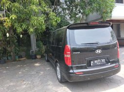 Mobil Hyundai H-1 2012 terbaik di Jawa Tengah 1