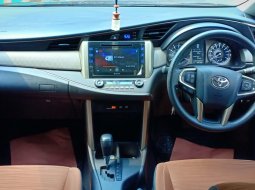  Dijual cepat mobil Toyota Kijang Innova Reborn 2.0 V 2016, Jawa Timur 8