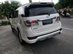 Toyota Fortuner 2012 Sumatra Barat dijual dengan harga termurah 4