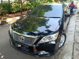 Dijual mobil Toyota Camry V 2.5 2013 bekas murah, Jawa Barat 3