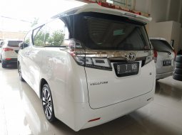 Dijual mobil Toyota Vellfire G ATPM A/T 2018 bekas, Jawa Barat  1
