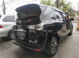 Jual cepat mobil Toyota Sienta V AT 2017 di Jawa Barat  8