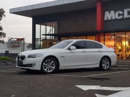 Jual cepat BMW 5 Series F10 520i Twinturbo 2012 bekas, DKI Jakarta 1