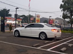 Jual cepat BMW 5 Series F10 520i Twinturbo 2012 bekas, DKI Jakarta 3