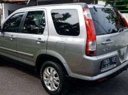 Dijual mobil bekas Honda CR-V 2.0 Prestige, Jawa Timur  3