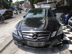 Jual mobil Mercedes-Benz 300E W212 2010 bekas di DIY Yogyakarta 1