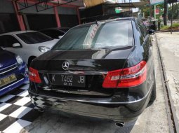 Jual mobil Mercedes-Benz 300E W212 2010 bekas di DIY Yogyakarta 6