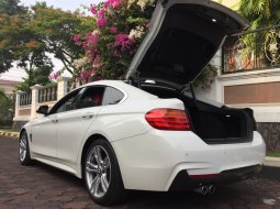 Dijual cepat mobil BMW 4 Series 428i 2018, Jawa Timur 1