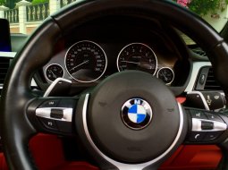 Dijual cepat mobil BMW 4 Series 428i 2018, Jawa Timur 5