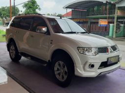 Jual mobil bekas murah Mitsubishi Pajero Dakar Sport Dakar Limited 4x2 Automatic Diesel 2013 di DIY Yogyakarta 2