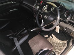 DIY Yogyakarta, Mobil bekas Honda City E 2012 dijual  5