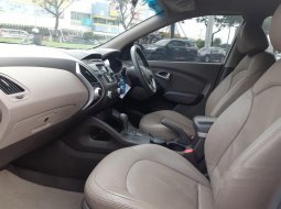 Jual cepat Hyundai Tucson GLS 2011 di DKI Jakarta 7