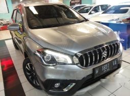 Jual cepat Suzuki SX4 S-Cross 2017 di Jawa Timur 6