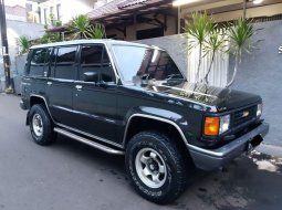 Dijual mobil bekas Chevrolet Trooper 2.3 Manual, DKI Jakarta  4
