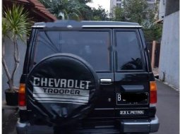 Dijual mobil bekas Chevrolet Trooper 2.3 Manual, DKI Jakarta  3