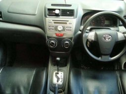 Jawa Timur, jual mobil Toyota Avanza Luxury Veloz 2016 dengan harga terjangkau 8