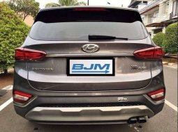 Mobil Hyundai Santa Fe 2019 terbaik di DKI Jakarta 7