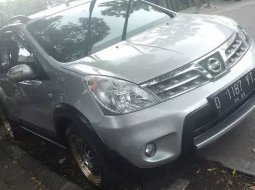 Jual mobil Nissan Livina X-Gear 2010 bekas di Jawa Barat  1