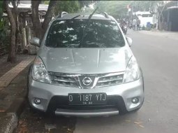 Jual mobil Nissan Livina X-Gear 2010 bekas di Jawa Barat  5