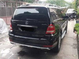 Mobil Mercedes-Benz G-Class GL 500 2010 dijual, DKI Jakarta 3