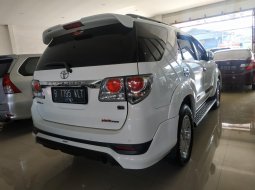 Mobil Toyota Fortuner 2.5 G TRD 2013 dijual, Jawa Barat  8