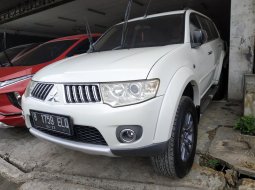 Mobil Mitsubishi Pajero Sport Exceed AT Diesel 2012 dijual, Jawa Barat  2