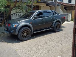 Jual mobil bekas murah Mitsubishi Triton 2008 di Jawa Barat 2