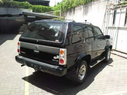 Jual mobil bekas murah Nissan Terrano Spirit S3 2005 di Bali 3