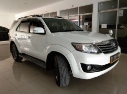 Jawa Barat, dijual mobil Toyota Fortuner G Dsl AT 2012 bekas  3