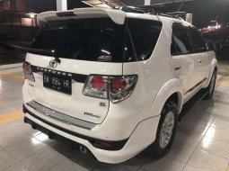 Jual Toyota Fortuner TRD 2013 harga murah di Riau 7