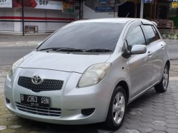 Jual mobil Toyota Yaris E 2006 harga murah di DIY Yogyakarta 4
