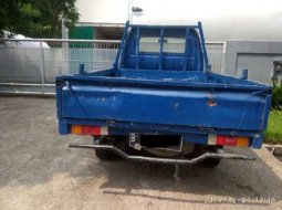 Mobil Suzuki Carry Pick Up 2004 terbaik di Jawa Barat 3