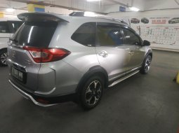 Jual mobil Honda BR-V E CVT 2016 terawat di DKI Jakarta 5