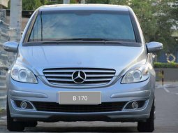 Mercedes-Benz B-CLass 2006 Jawa Timur dijual dengan harga termurah 12