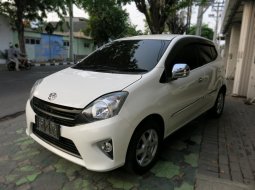 Jual mobil bekas Toyota Agya G Automatic 2014 dengan harga murah di Jawa timur 3