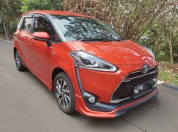 Mobil Toyota Sienta Q 2017 dijual, Jawa Barat  9