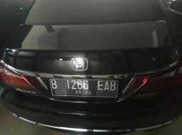 Jual mobil Honda Accord VTi-L 2017 bekas di Jawa barat  3