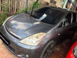 Jual mobil Toyota Wish 1.8 MPV 2004 bekas, Kalimantan Selatan 3