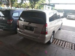 Jual cepat Toyota Kijang Innova V 2005 di DKI Jakarta 8