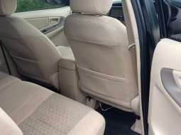 Jual mobil Toyota Kijang Innova 2.0 G 2005 dengan harga murah di DIY Yogyakarta 8