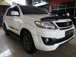 Jual cepat mobil Toyota Fortuner G TRD Sportivo 2016 di Jawa Barat  7