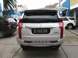 Jual mobil Mitsubishi Pajero Sport Dakar 2.4 Automatic 2018 terbaik di Jawa Barat  3