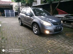 Banten, Suzuki SX4 X-Over 2009 kondisi terawat 5