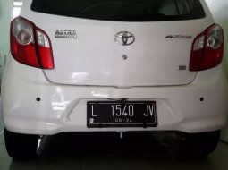 Mobil Toyota Agya 2014 E terbaik di Jawa Timur 3
